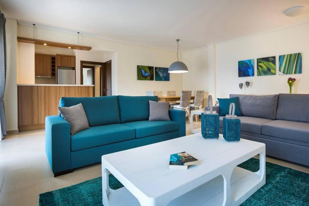 Eucalyptus Suite Sea View Karavomylos Bagian luar foto