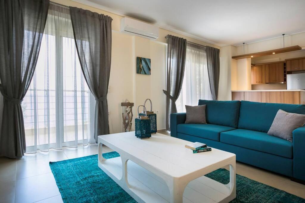 Eucalyptus Suite Sea View Karavomylos Bagian luar foto